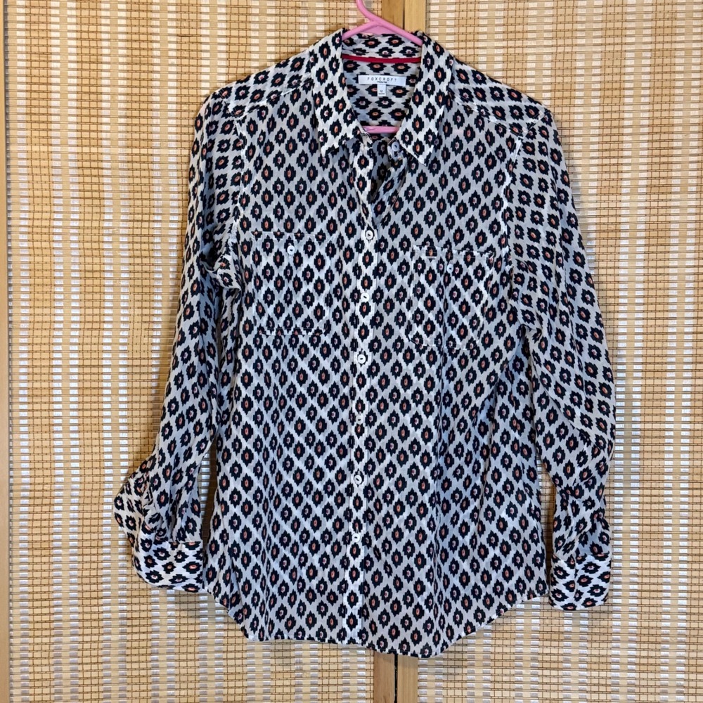 Foxcroft Wrinkle Free Shaped Button Down Shirt Navy Coral Ikat Diamond Print 12